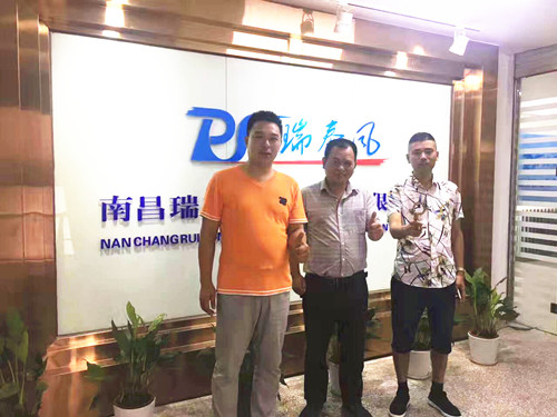 瑞泰風環保空調-千里探望華中團隊，吹響廠房車間通風降溫沖鋒號